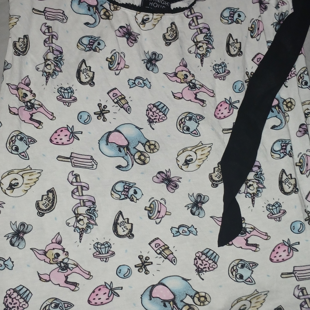 Cute Graphic Print Top with Black Bow Womens Small Night Shirt